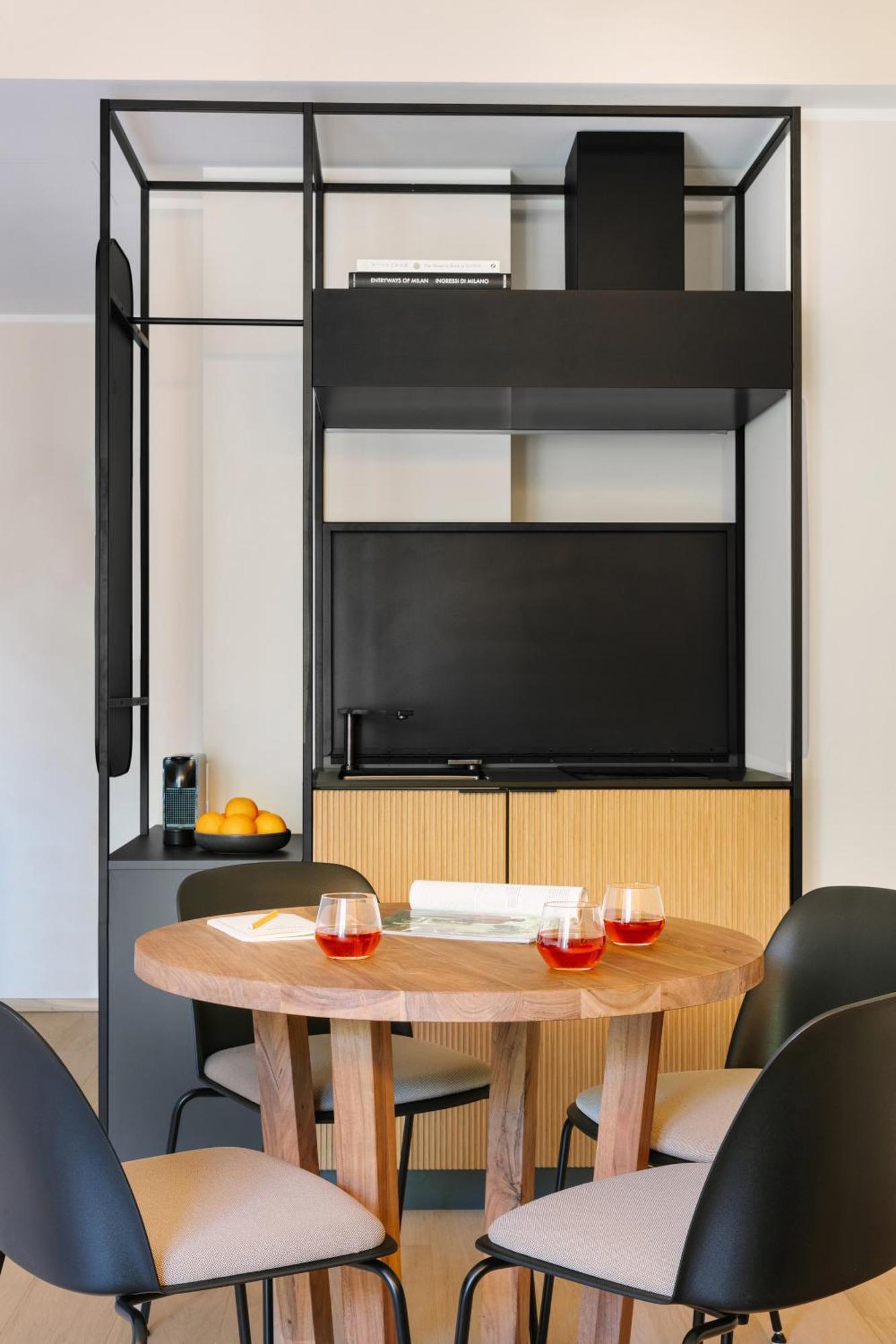 Sonder Manzoni Aparthotel Milan Exterior photo