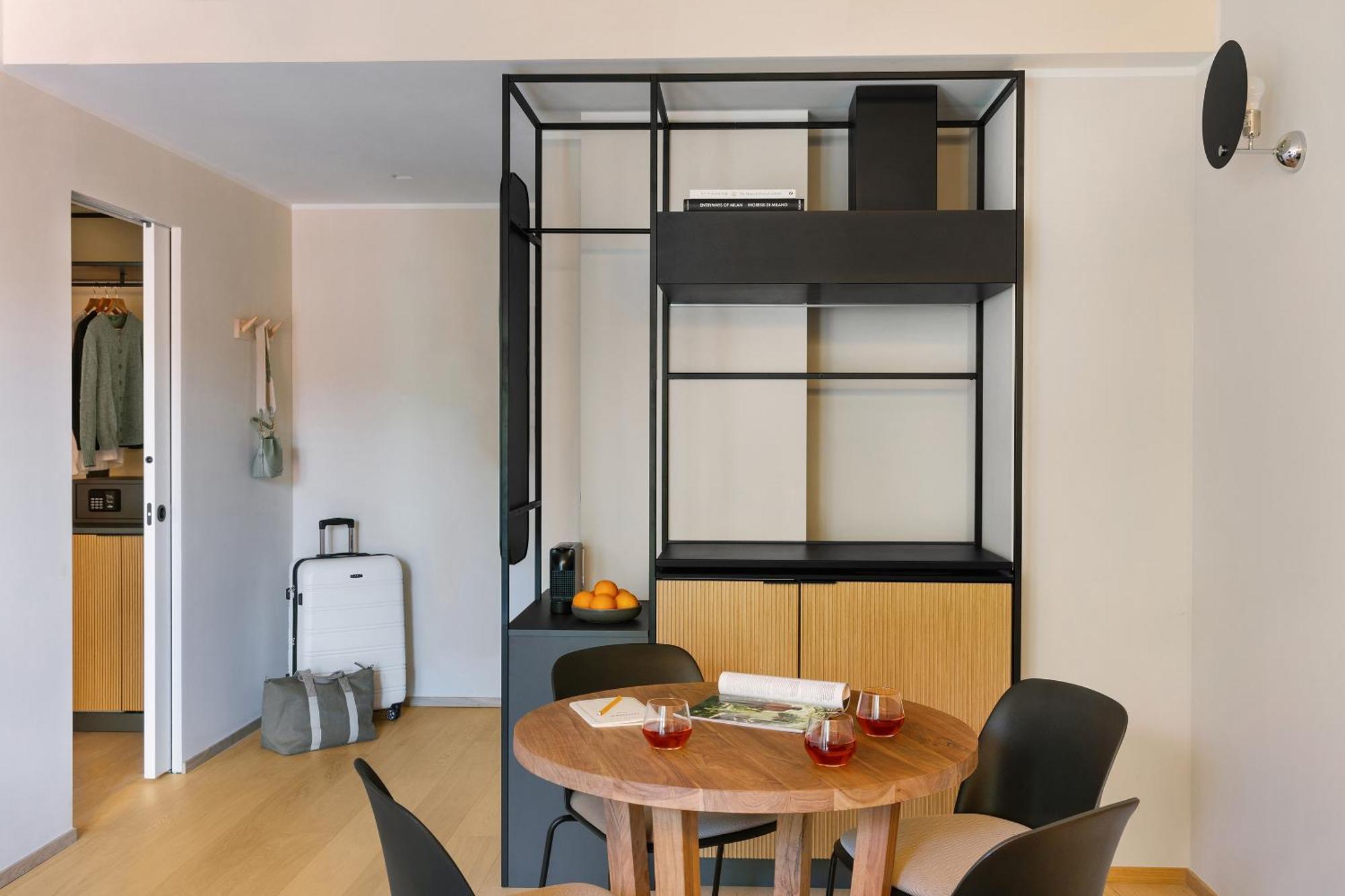 Sonder Manzoni Aparthotel Milan Exterior photo