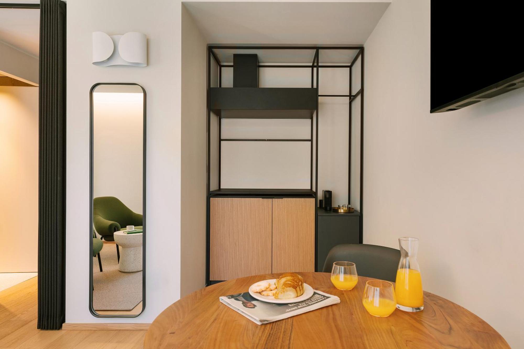 Sonder Manzoni Aparthotel Milan Exterior photo