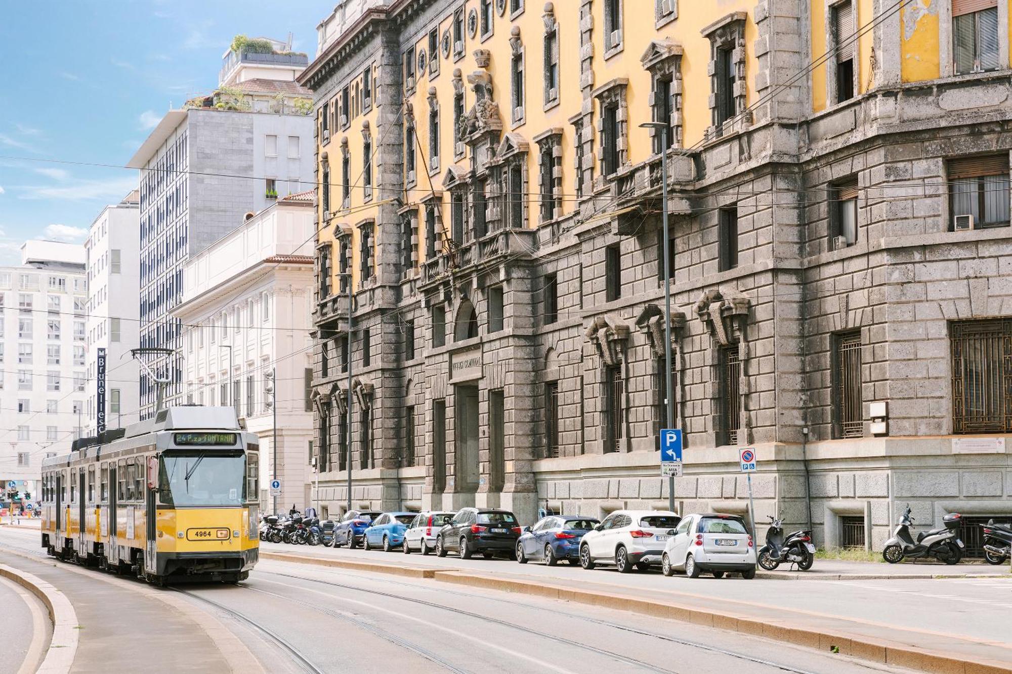 Sonder Manzoni Aparthotel Milan Exterior photo